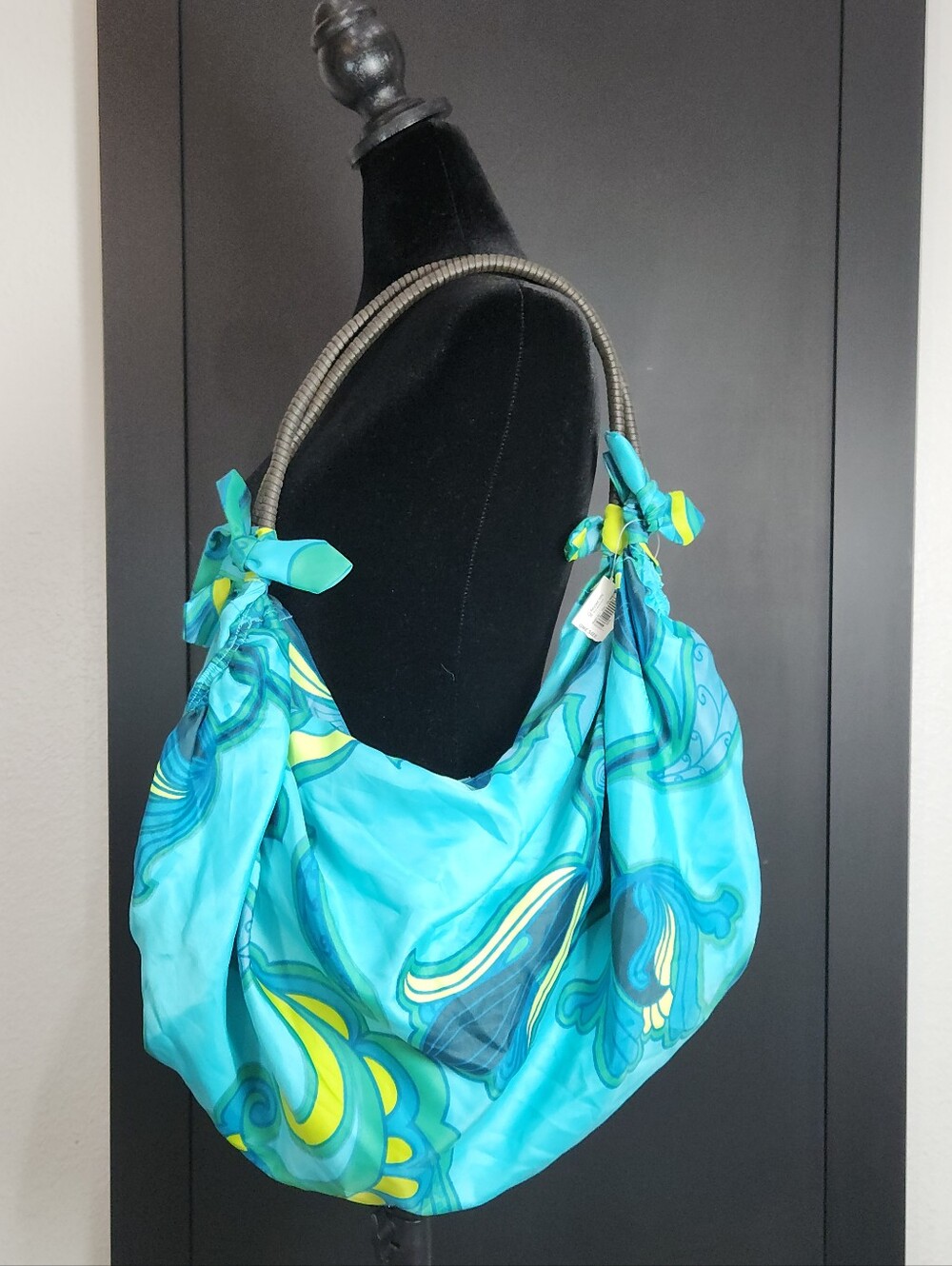 Brand New With Tags (NWT) Old Navy Scarf Hobo Shoulder Bag!